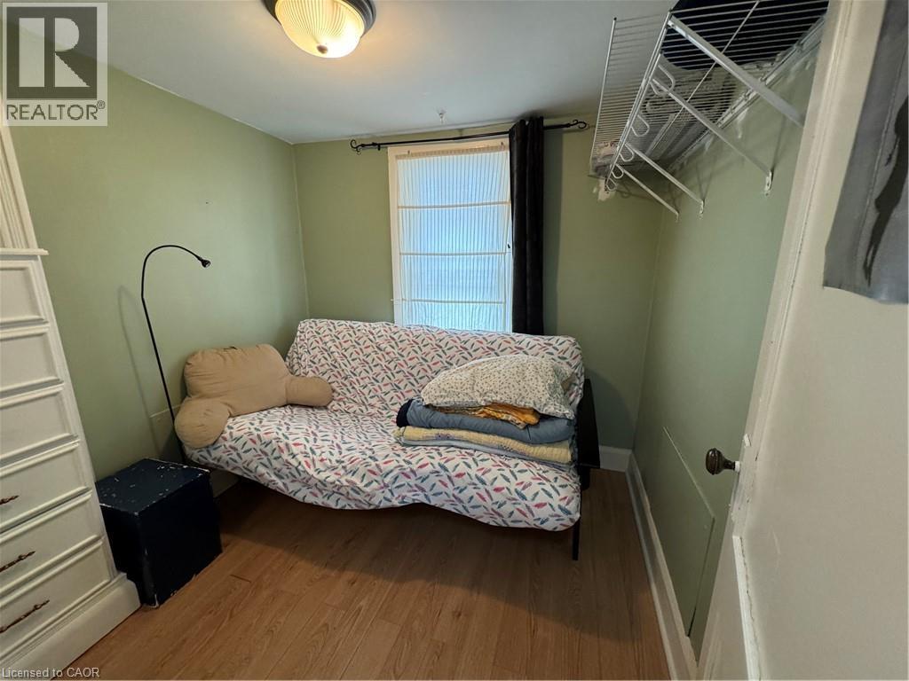 344 Paisley Road, Guelph, ON - Indoor Photo Showing Bedroom