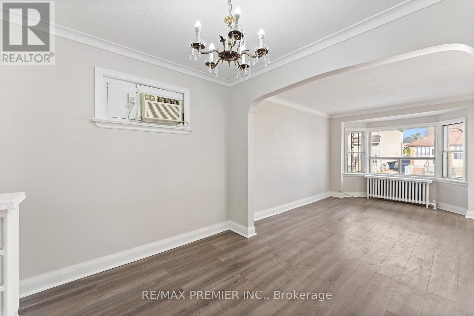 1013 Briar Hill Avenue, Toronto, ON - Indoor Photo Showing Other Room