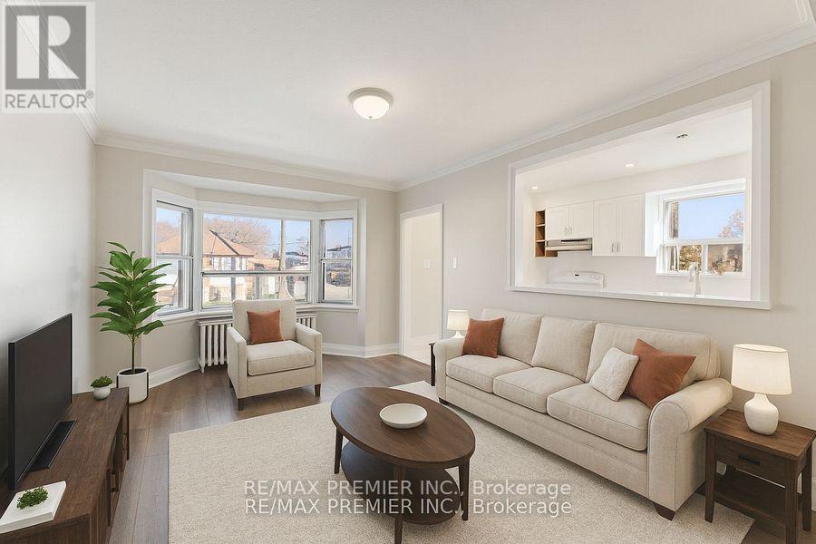 1013 Briar Hill Avenue, Toronto, ON - Indoor Photo Showing Living Room