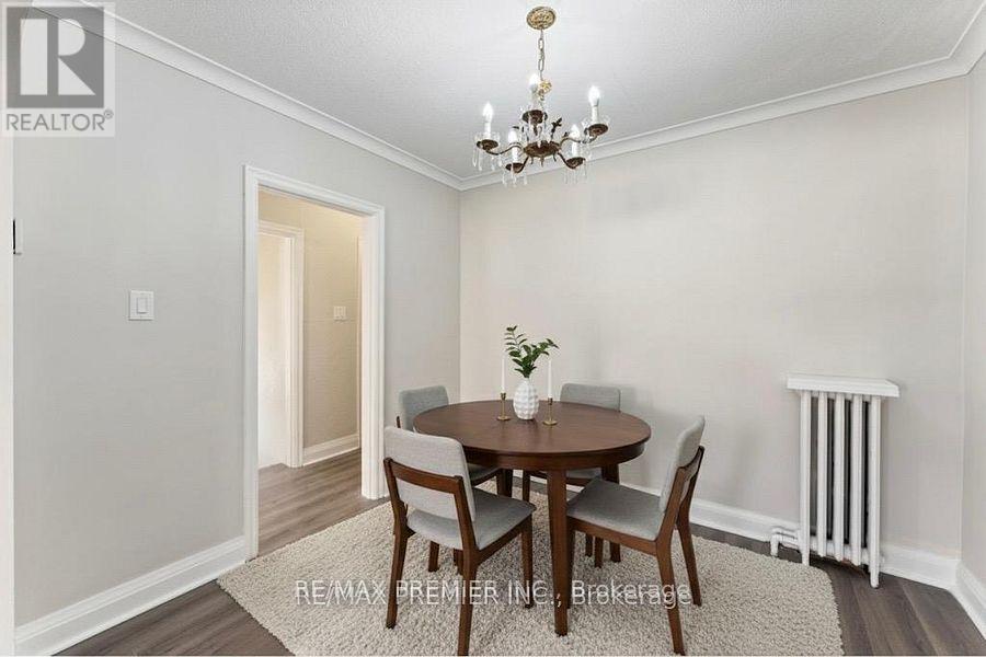 1013 Briar Hill Avenue, Toronto, ON - Indoor Photo Showing Dining Room