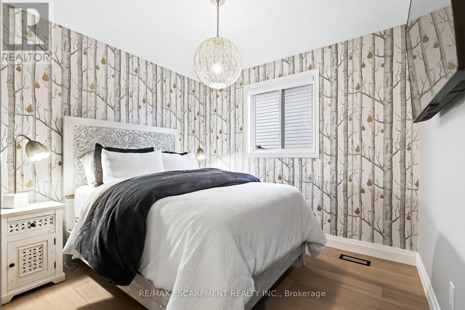 7 Waterside Drive, Hamilton, ON - Indoor