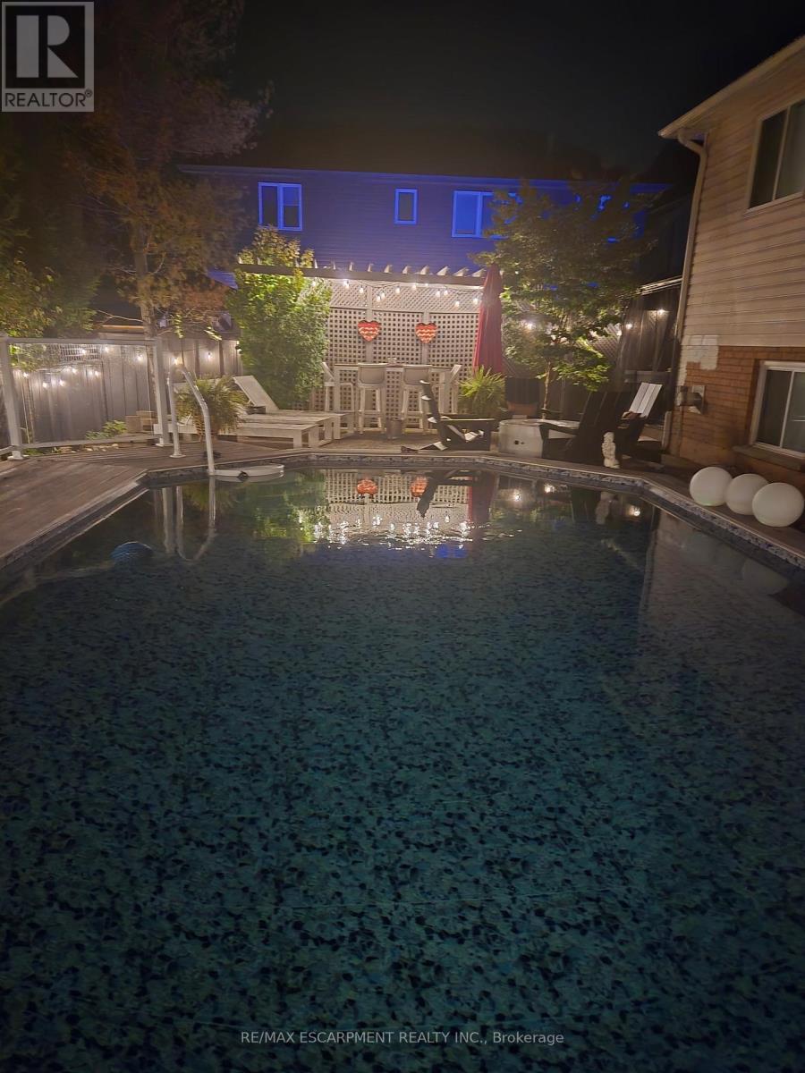 7 Waterside Drive, Hamilton, ON - Outdoor With Body Of Water