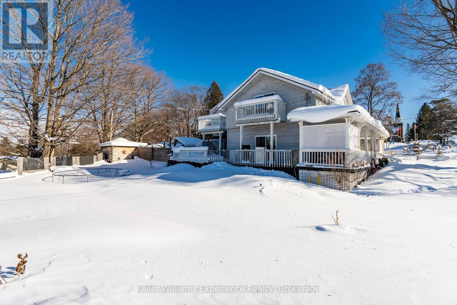 107 Pine Street, Tay (Waubaushene), ON - Outdoor