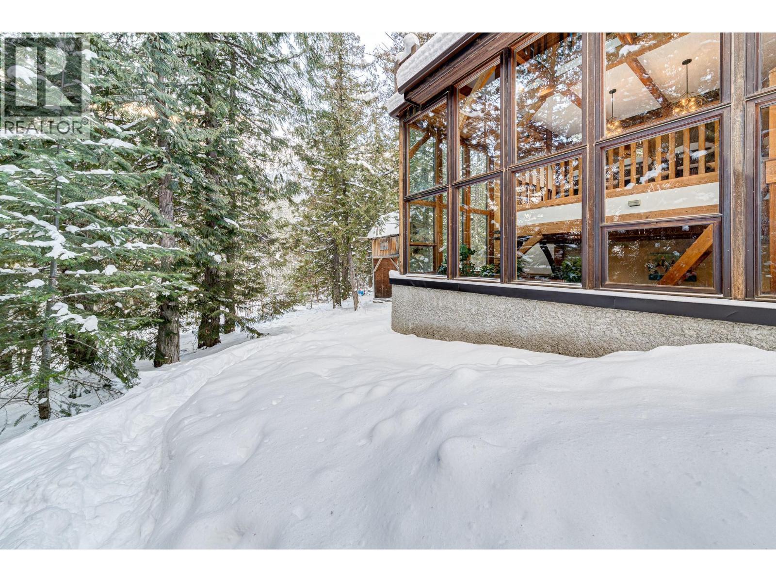 4546 Timberline Crescent, Fernie, BC -