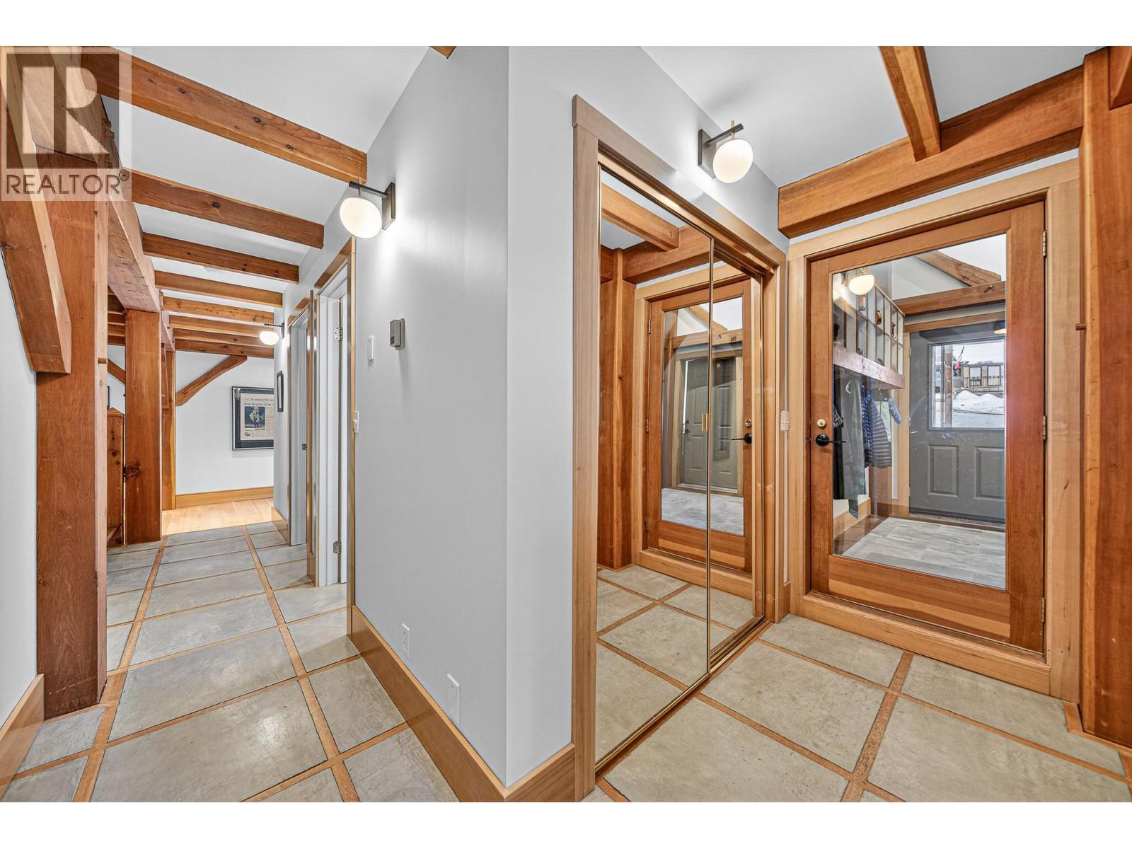 4546 Timberline Crescent, Fernie, BC - Indoor Photo Showing Other Room