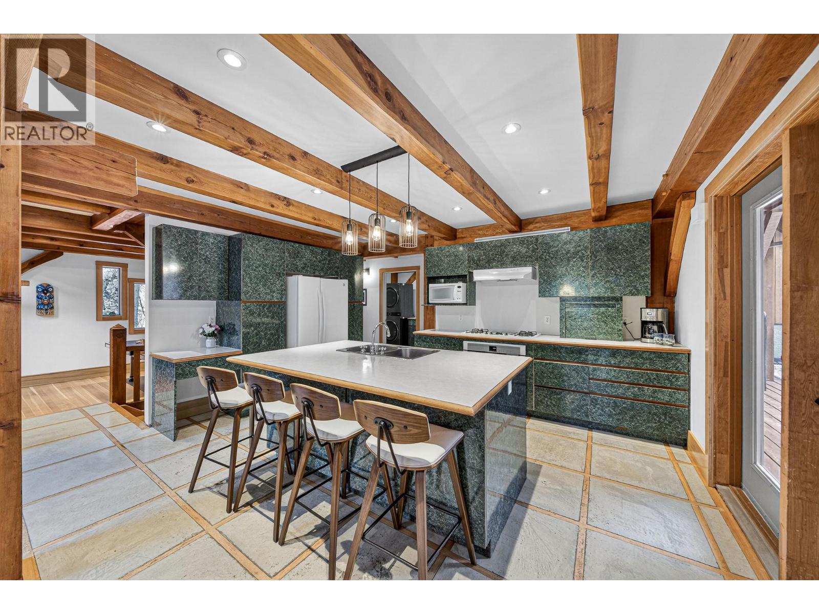 4546 Timberline Crescent, Fernie, BC - Indoor