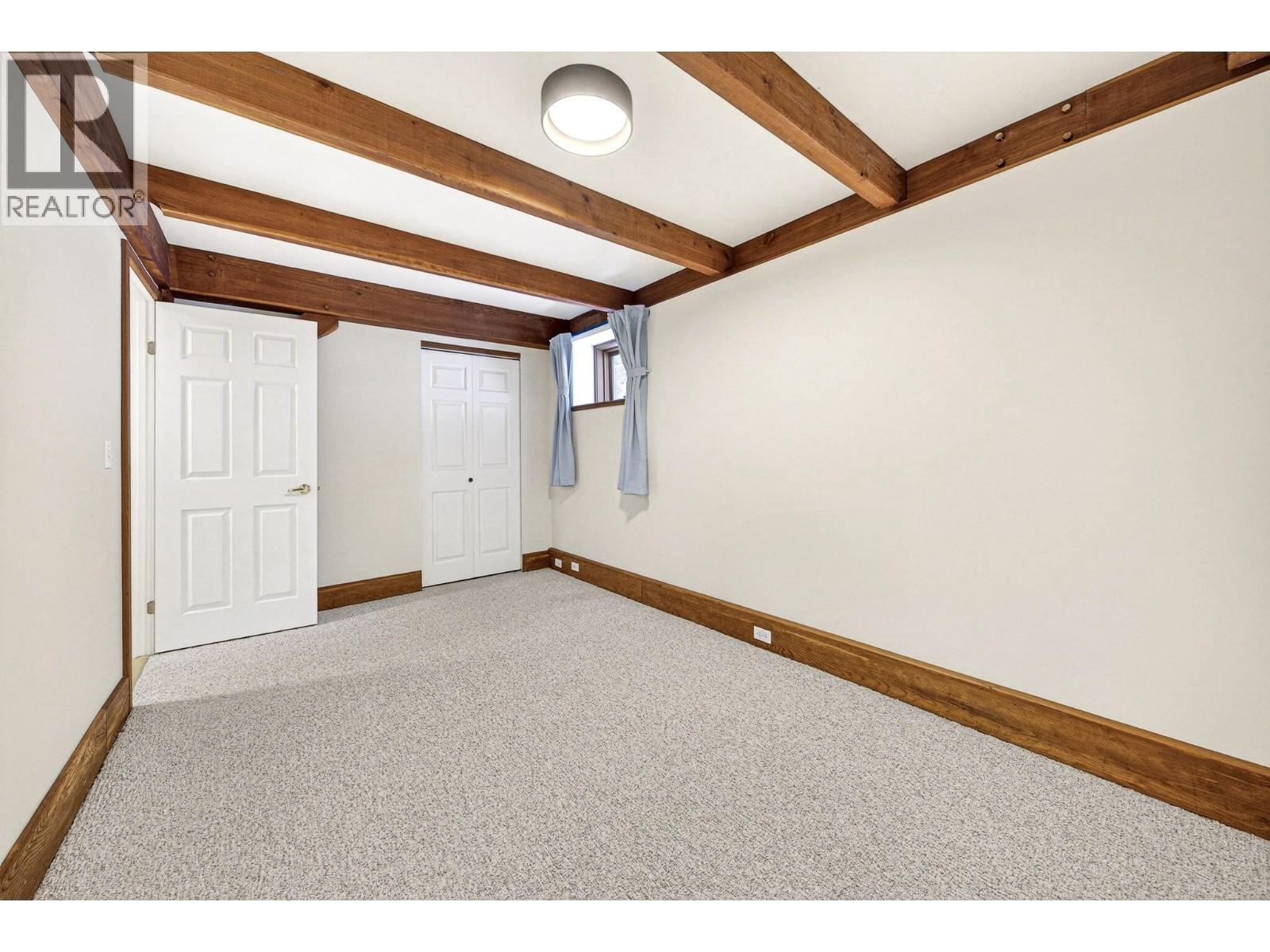 4546 Timberline Crescent, Fernie, BC - Indoor Photo Showing Other Room