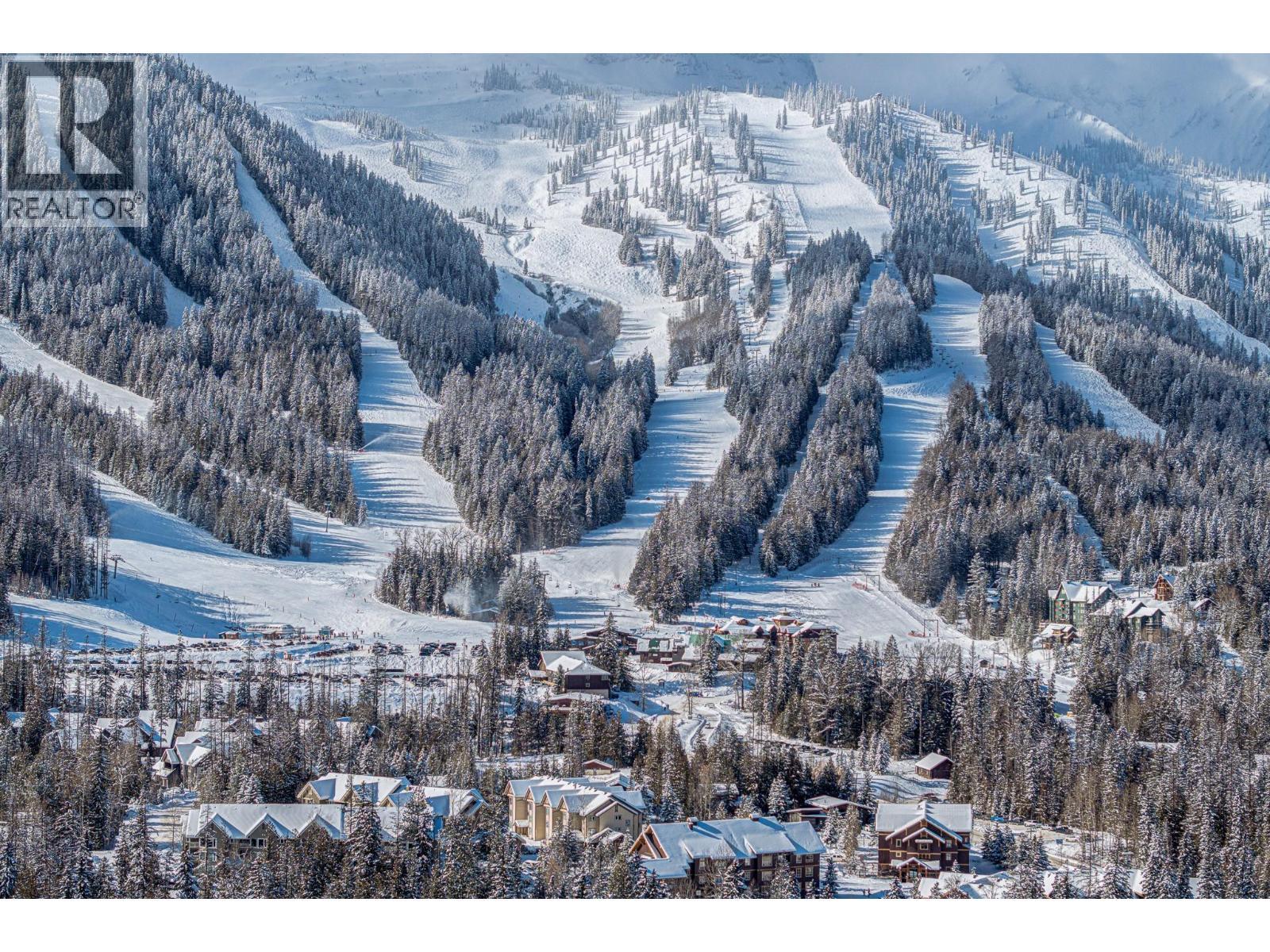 4546 Timberline Crescent, Fernie, BC - Outdoor With View
