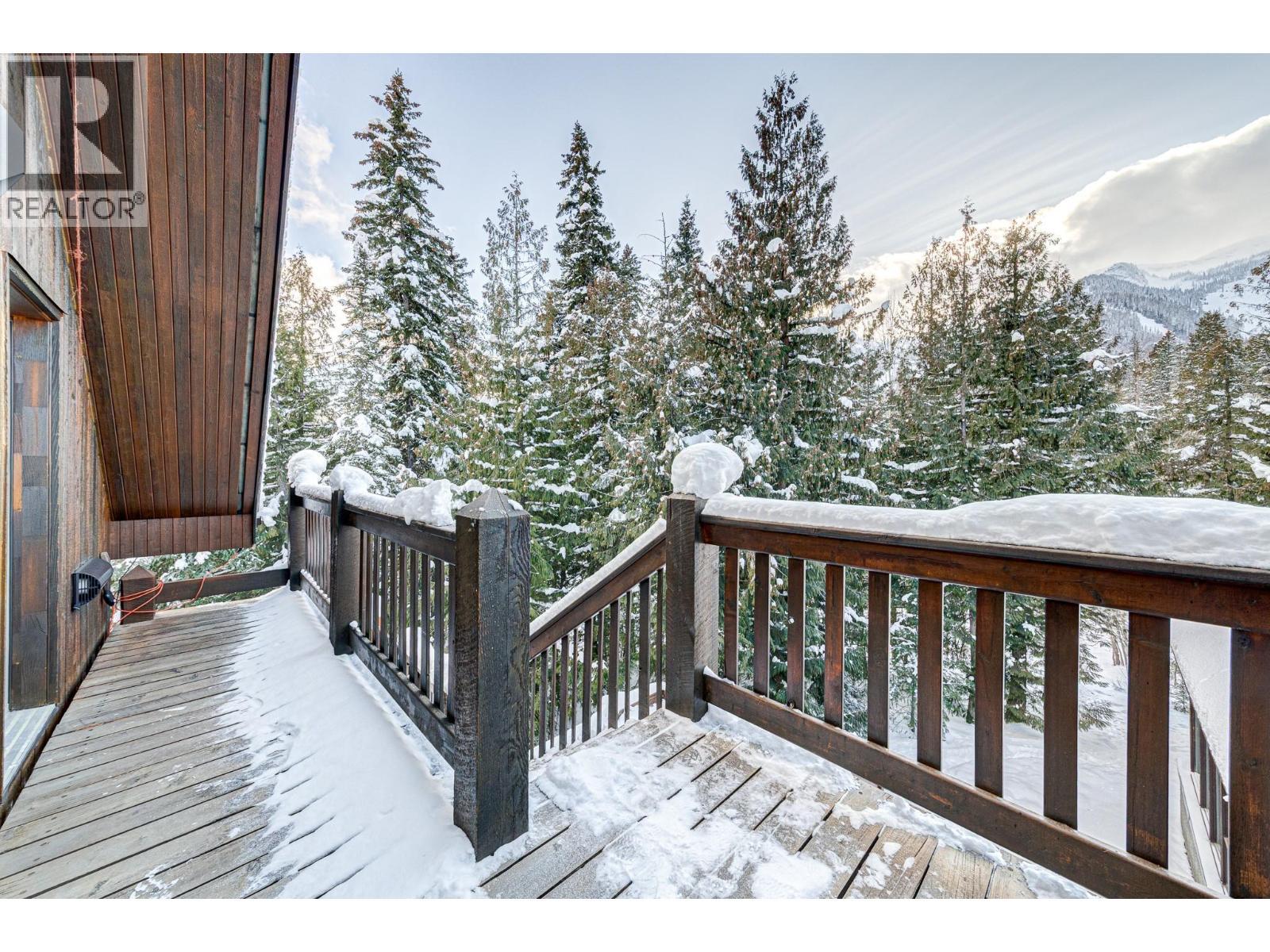 4546 Timberline Crescent, Fernie, BC - Outdoor With Deck Patio Veranda