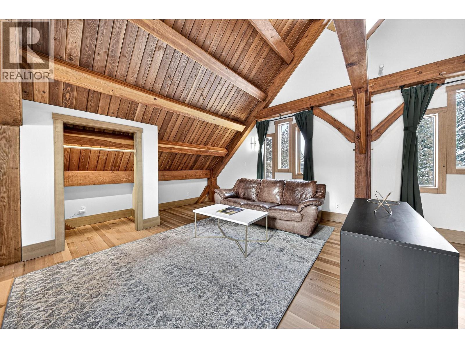 4546 Timberline Crescent, Fernie, BC -