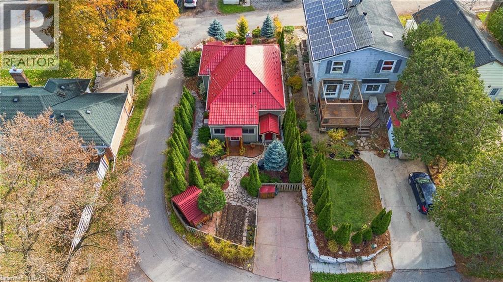 32 Holly Trail, Puslinch, ON - Outdoor