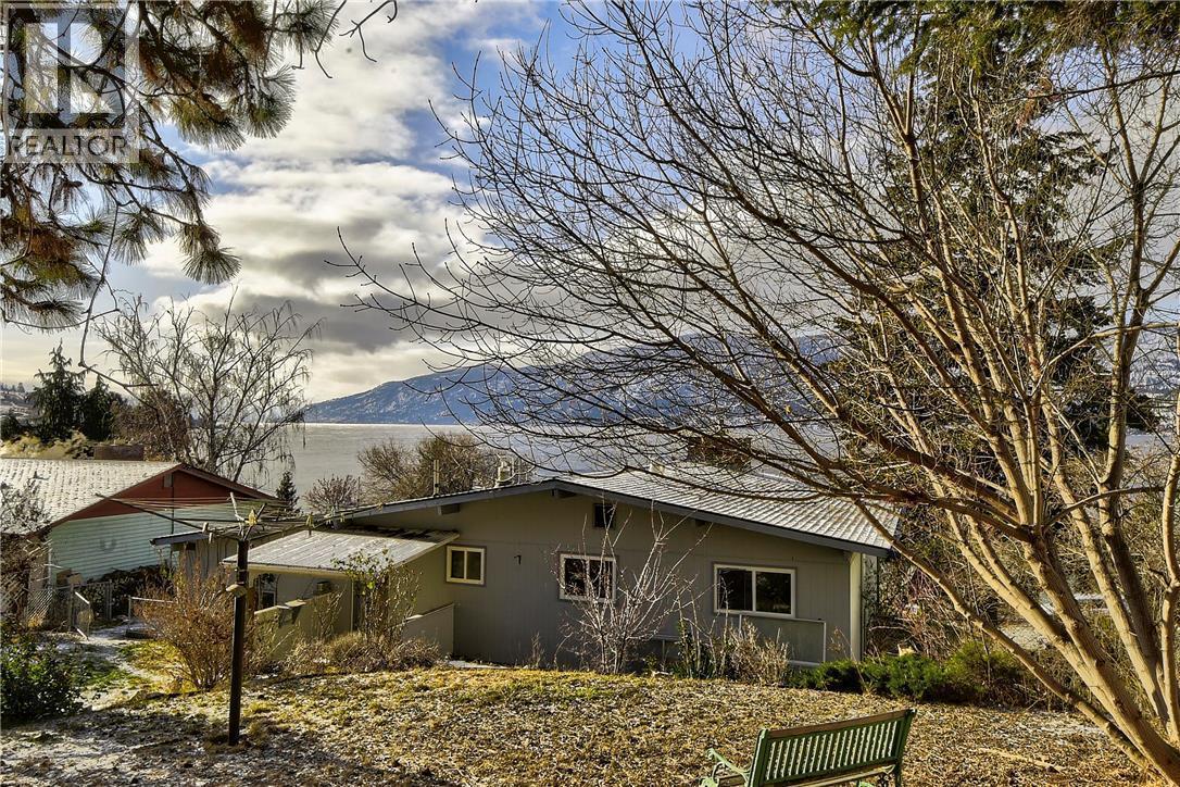 12911 Pixton Road, Lake Country, BC - Outdoor