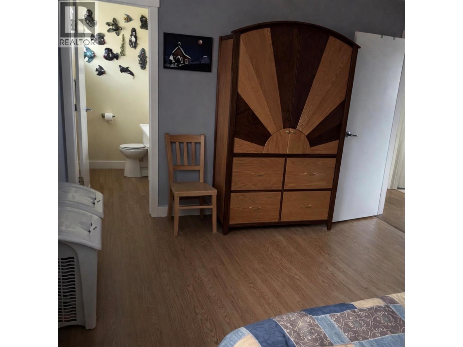 2052 Atkinson Street, Penticton, BC - Indoor