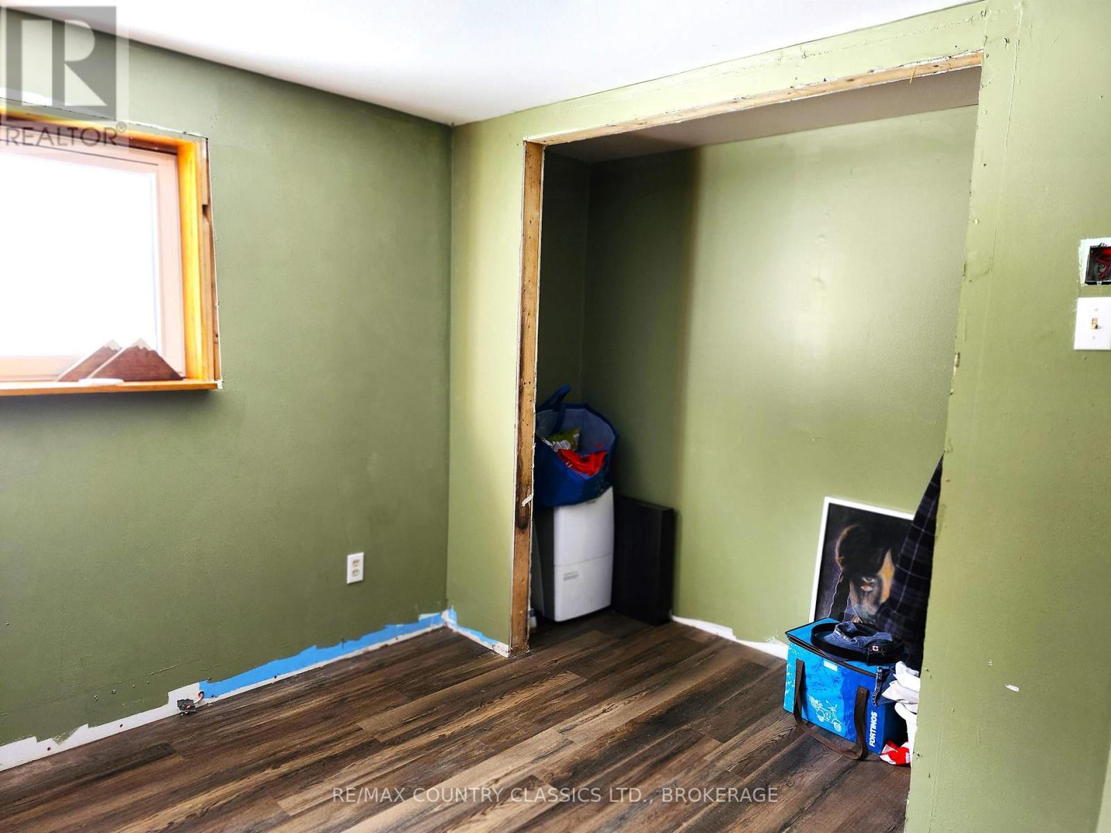 214 Addington Road 2, Addington Highlands (Addington Highlands), ON - Indoor Photo Showing Other Room