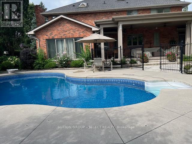 95 Highland Woods Court, London South (South P), ON - Outdoor With In Ground Pool With Deck Patio Veranda