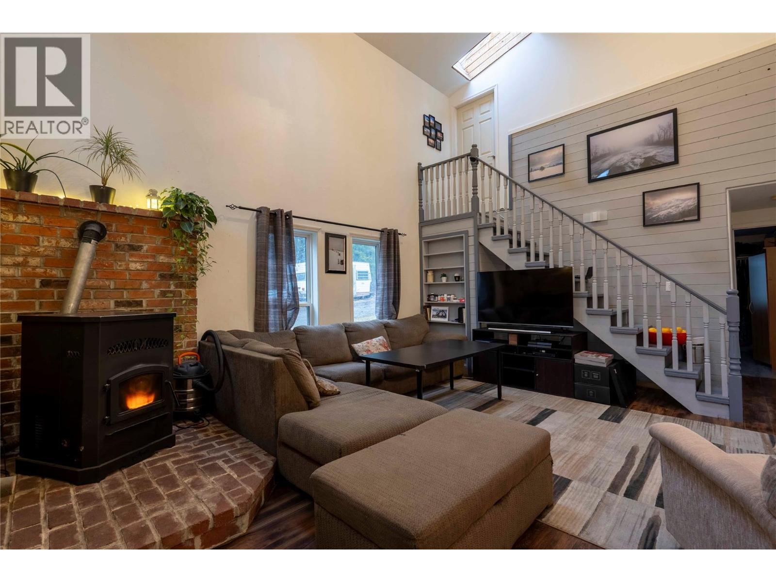 9375 Granby Road, Grand Forks, BC