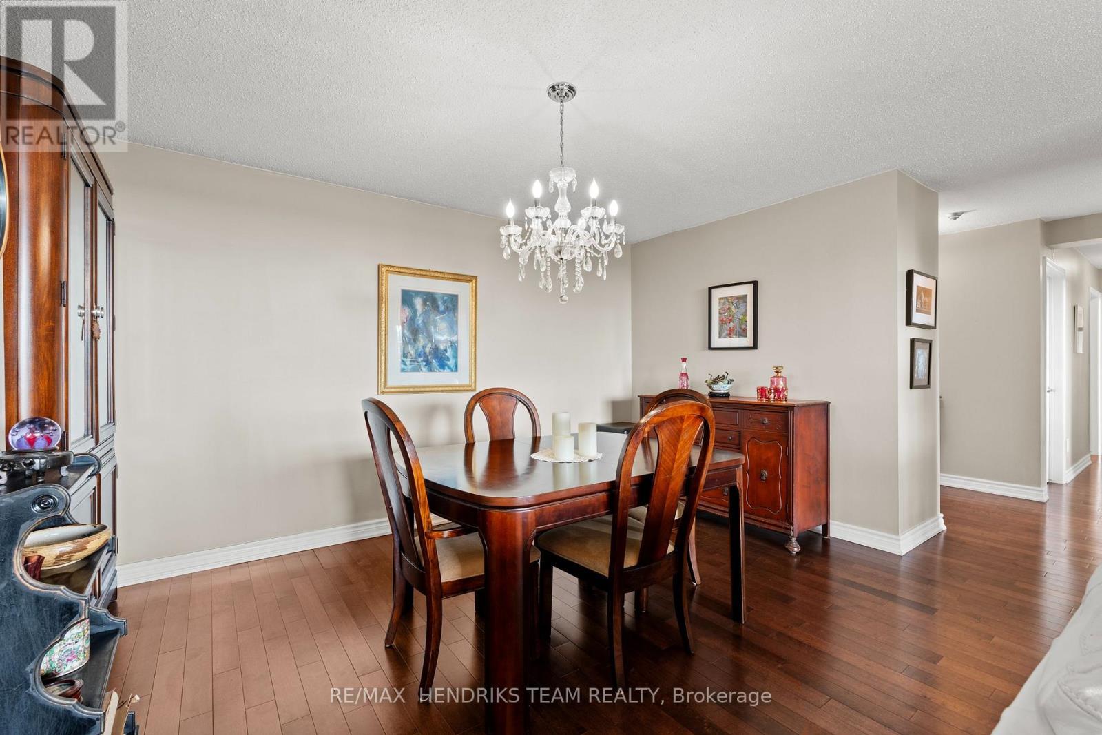 502 - 3 Towering Heights Boulevard, St. Catharines (Glendale/Glenridge), ON - Indoor Photo Showing Dining Room