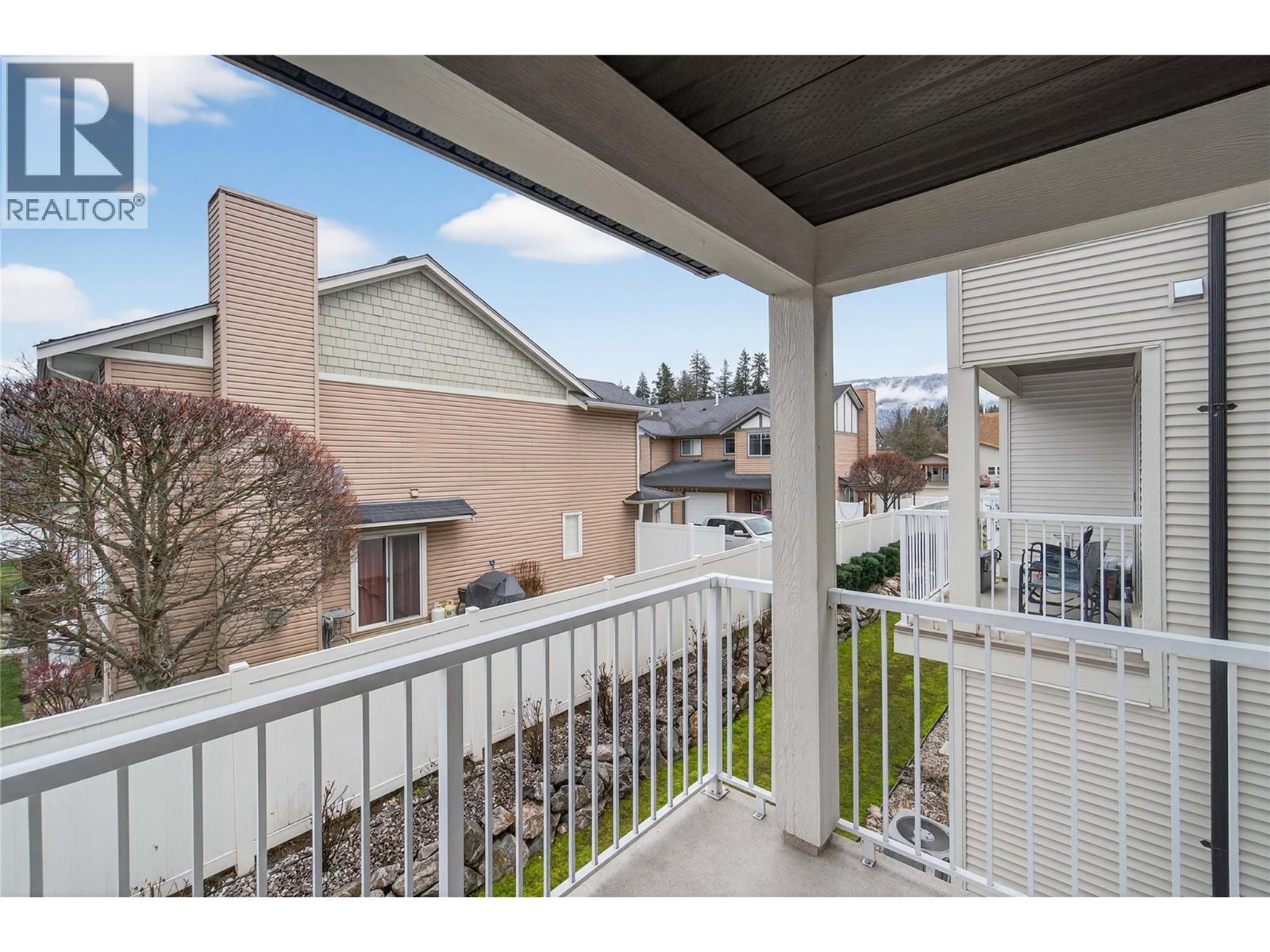 2081 11 Avenue Ne Unit# 4, Salmon Arm, BC