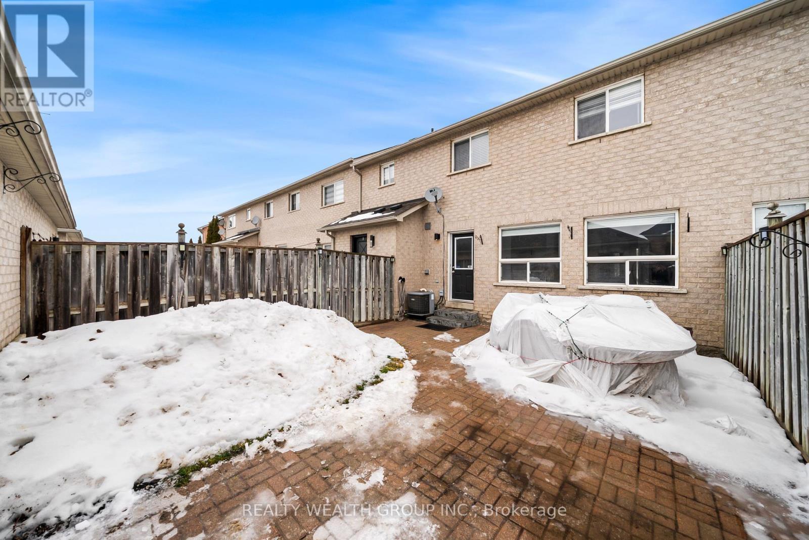 34 Castle Park Boulevard, Vaughan, ON - Outdoor With Exterior