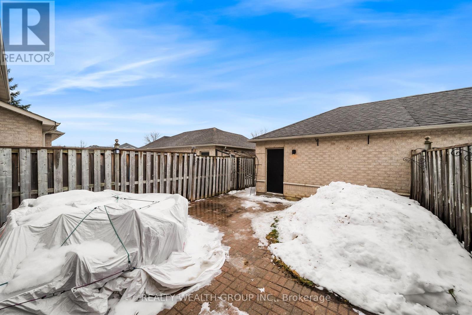 34 Castle Park Boulevard, Vaughan, ON - Outdoor