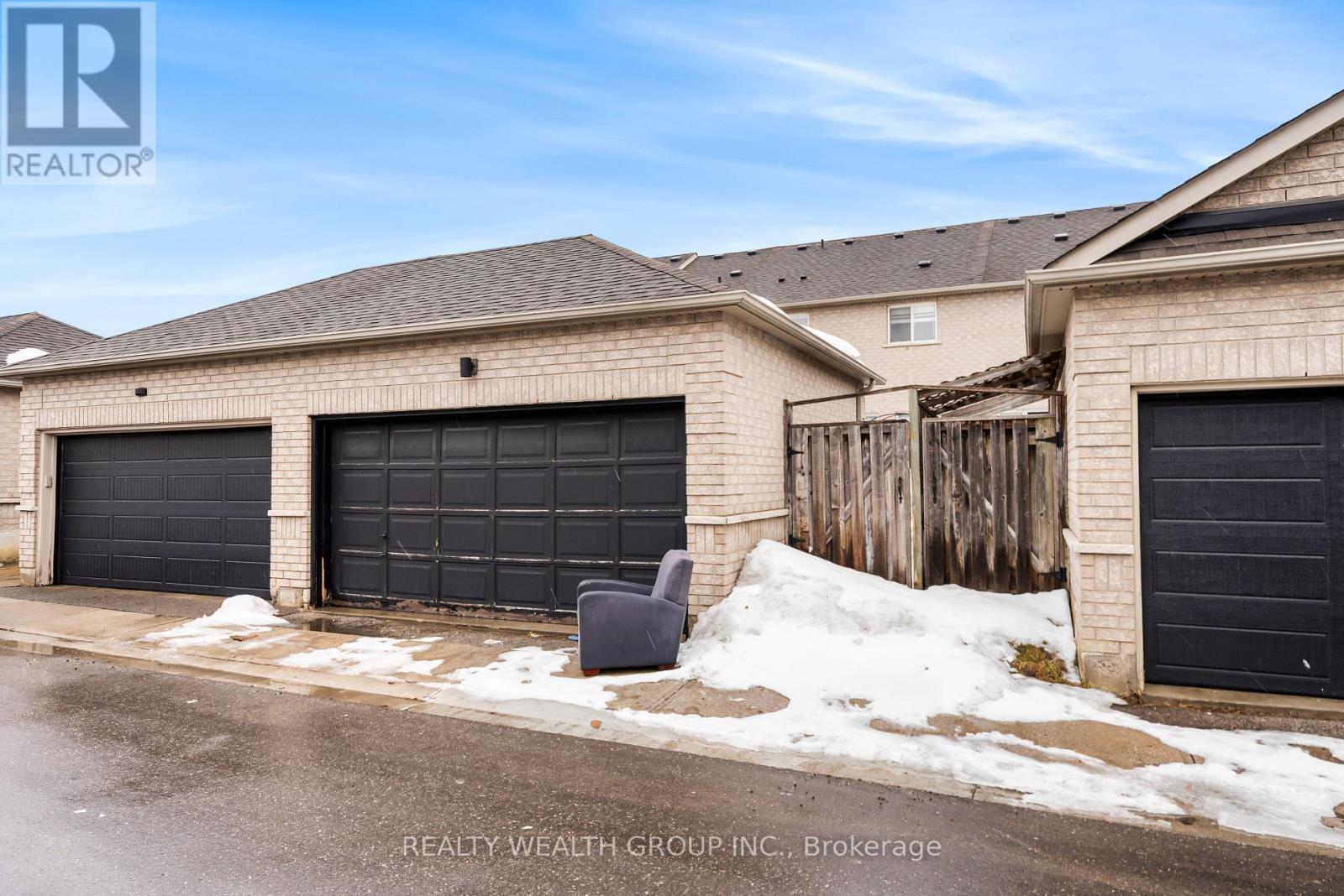 34 Castle Park Boulevard, Vaughan, ON - Outdoor