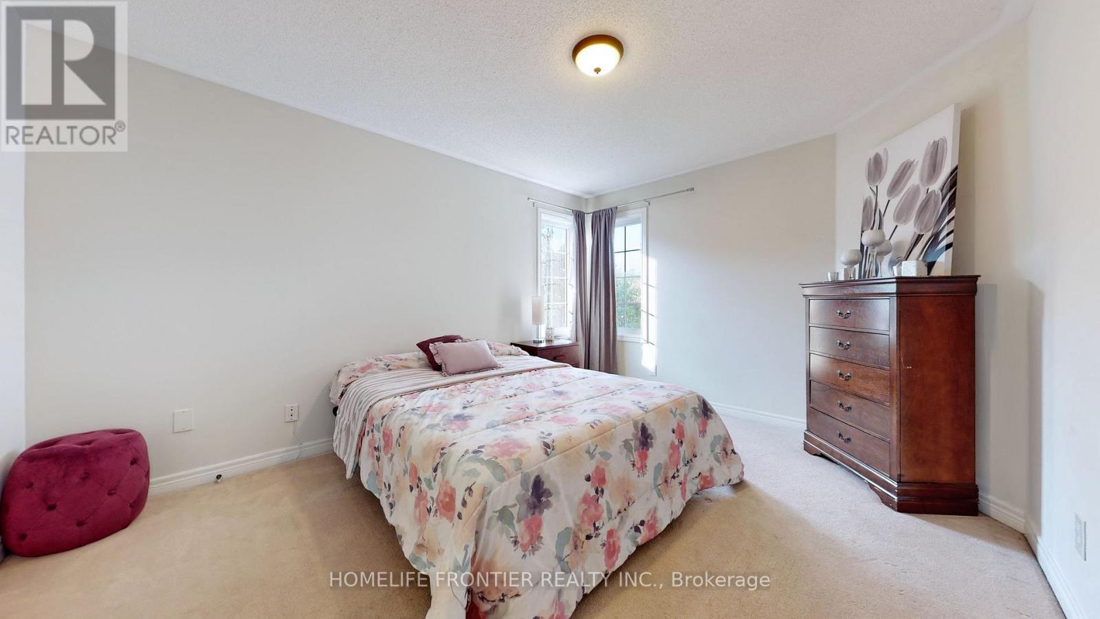 5186 Doubletree Drive, Mississauga, ON - Indoor Photo Showing Bedroom