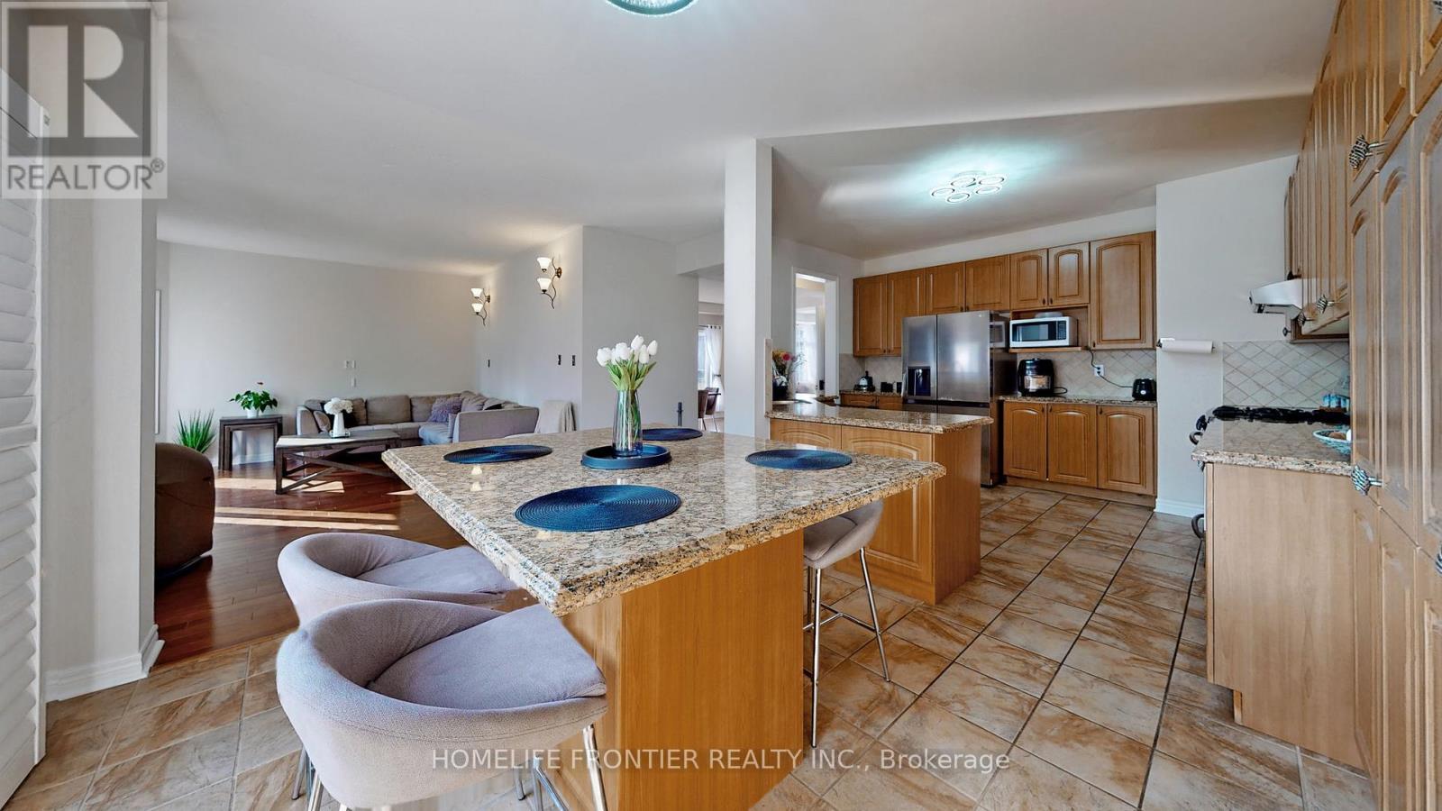 5186 Doubletree Drive, Mississauga, ON - Indoor Photo Showing Kitchen