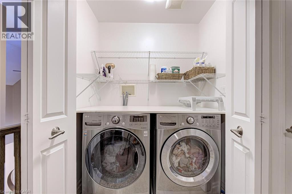 941 Pioneer Grove Court, Kitchener, ON - Indoor Photo Showing Laundry Room