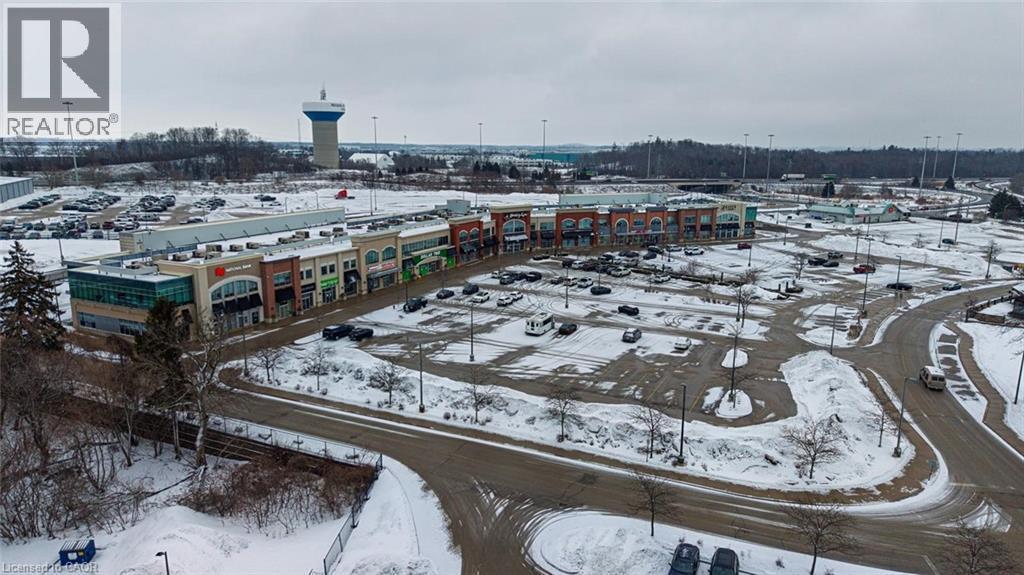 941 Pioneer Grove Court, Kitchener, ON - Outdoor With View