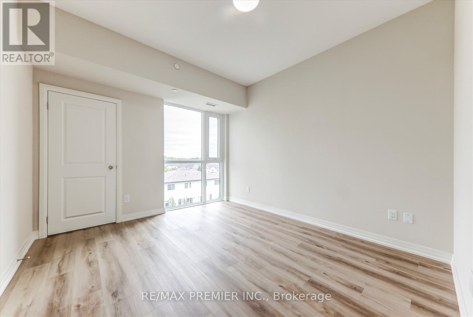 Lp-17 - 50 Herrick Avenue, St. Catharines, ON - Indoor Photo Showing Other Room