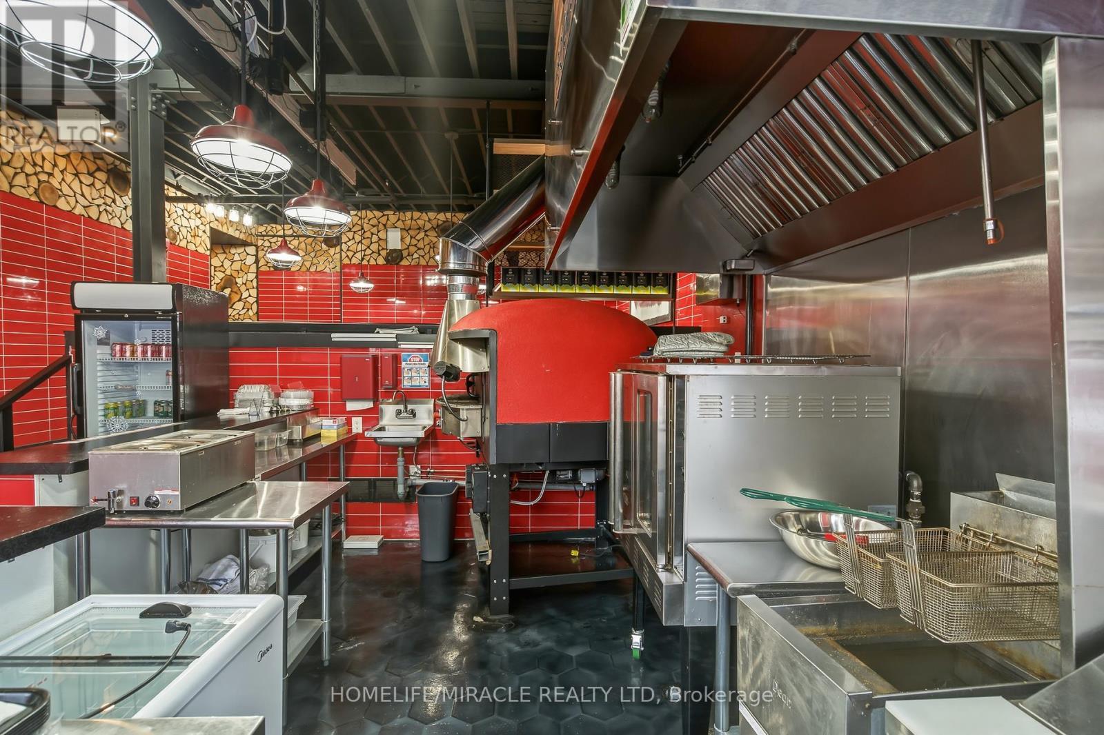 45 James Street, St. Catharines, ON