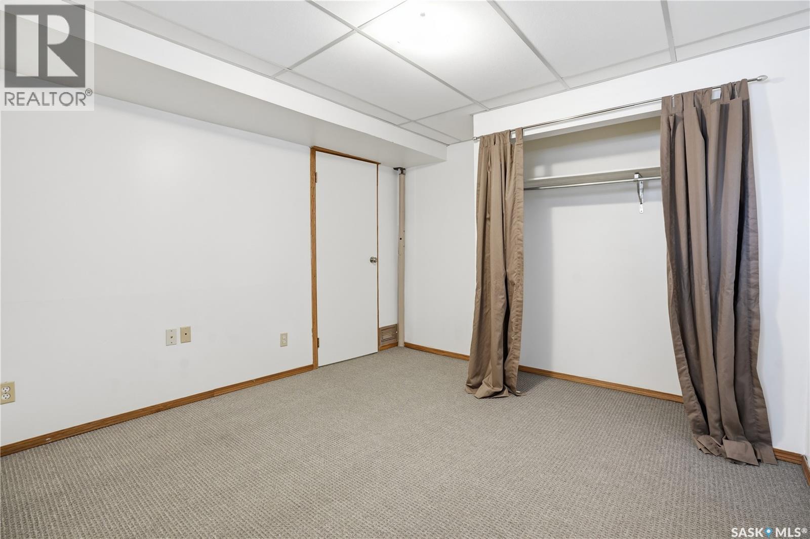 1121 Garry Street, Regina, SK - Indoor Photo Showing Other Room