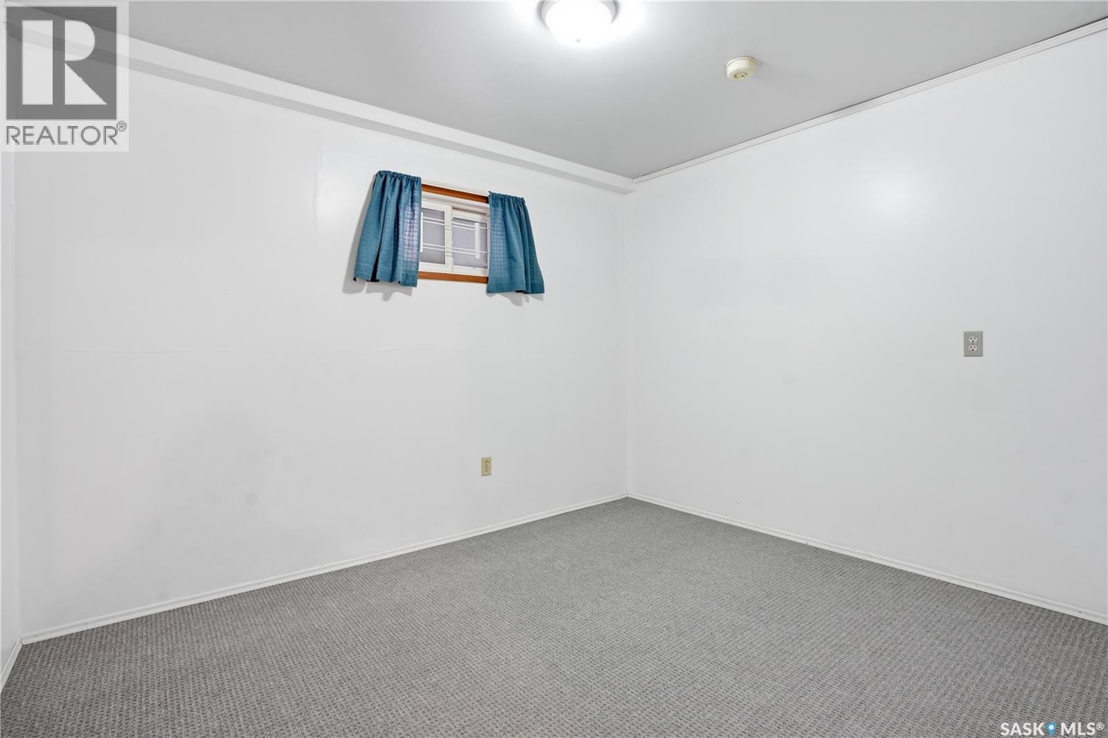 1121 Garry Street, Regina, SK - Indoor Photo Showing Other Room