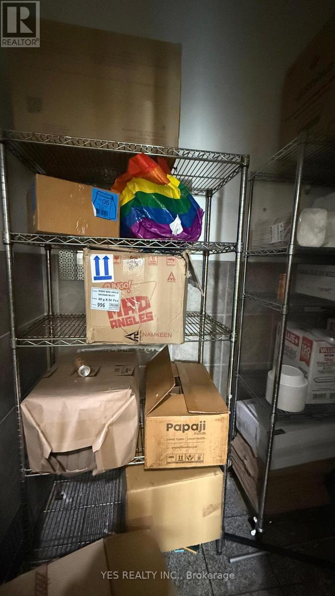 3260 Lake Shore Boulevard, Toronto, ON