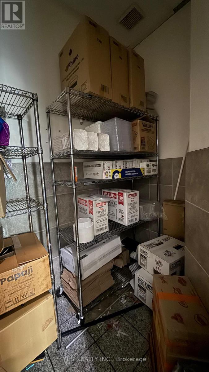 3260 Lake Shore Boulevard, Toronto, ON