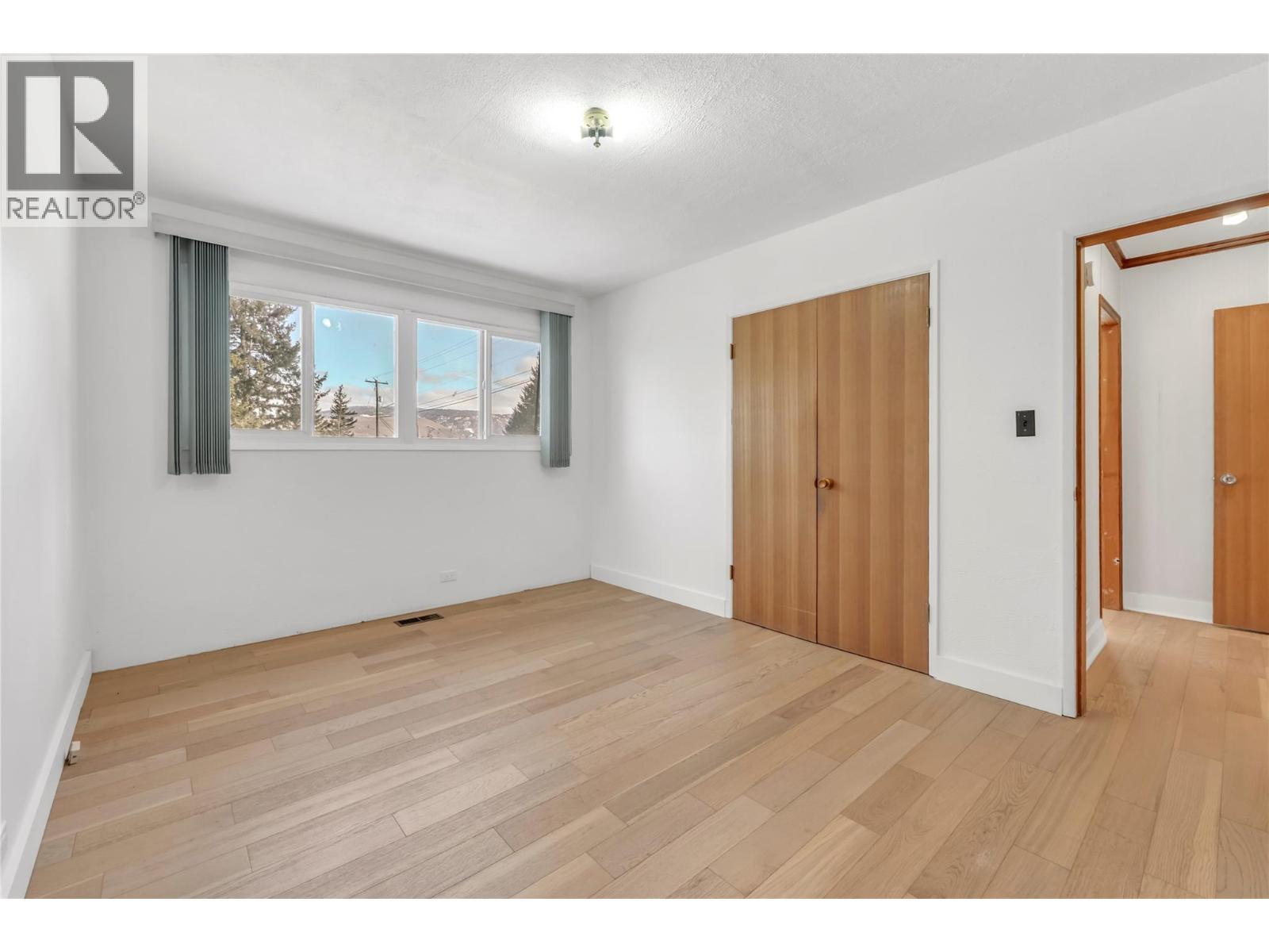 379 Mayne Avenue, Princeton, BC - Indoor Photo Showing Other Room