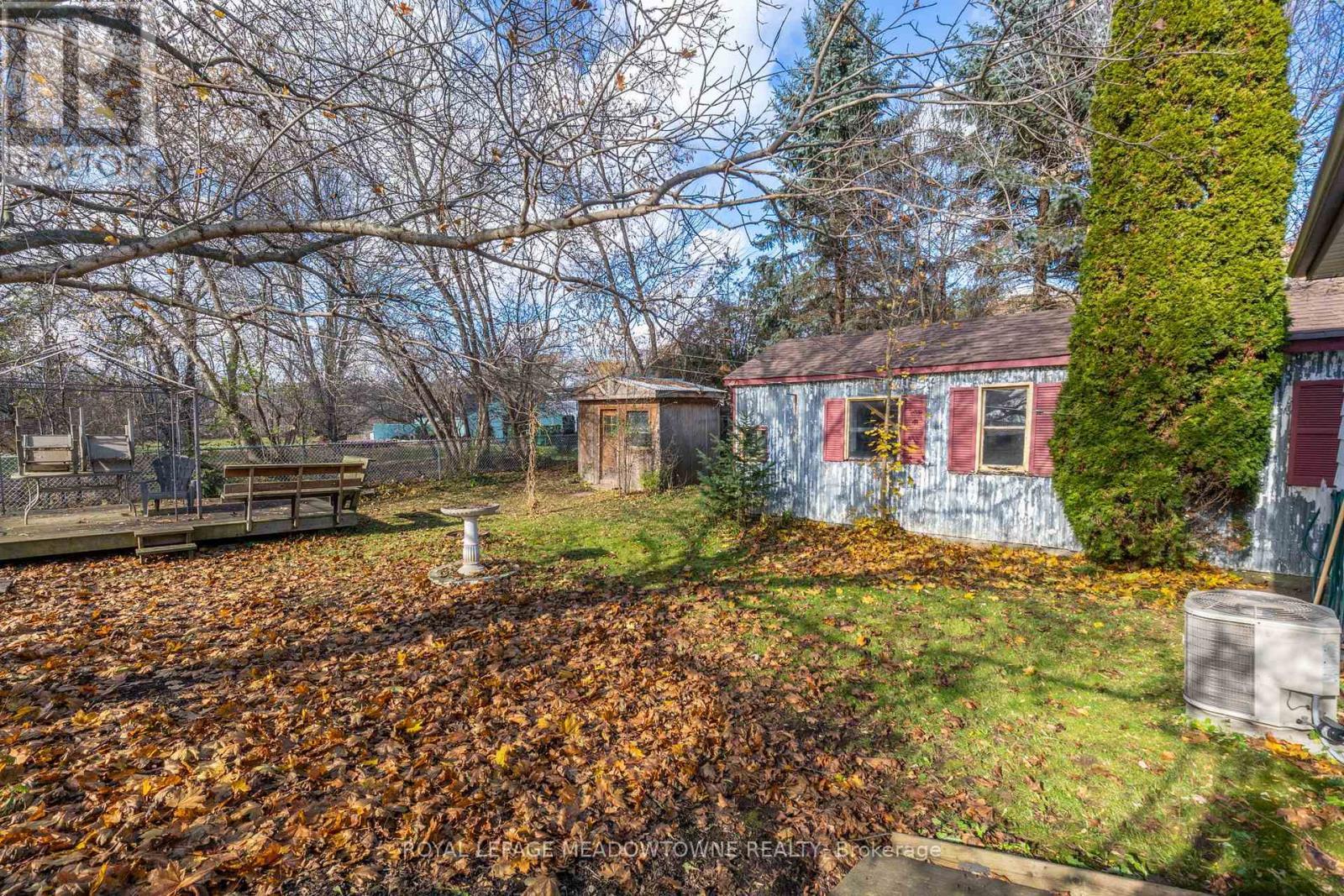 5 Louisa Street, Halton Hills, ON - Outdoor