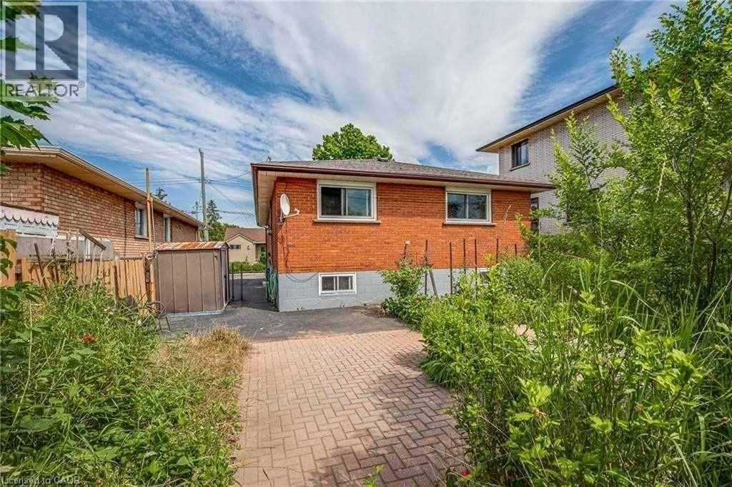 49 Selkirk Avenue, Hamilton, ON - Outdoor