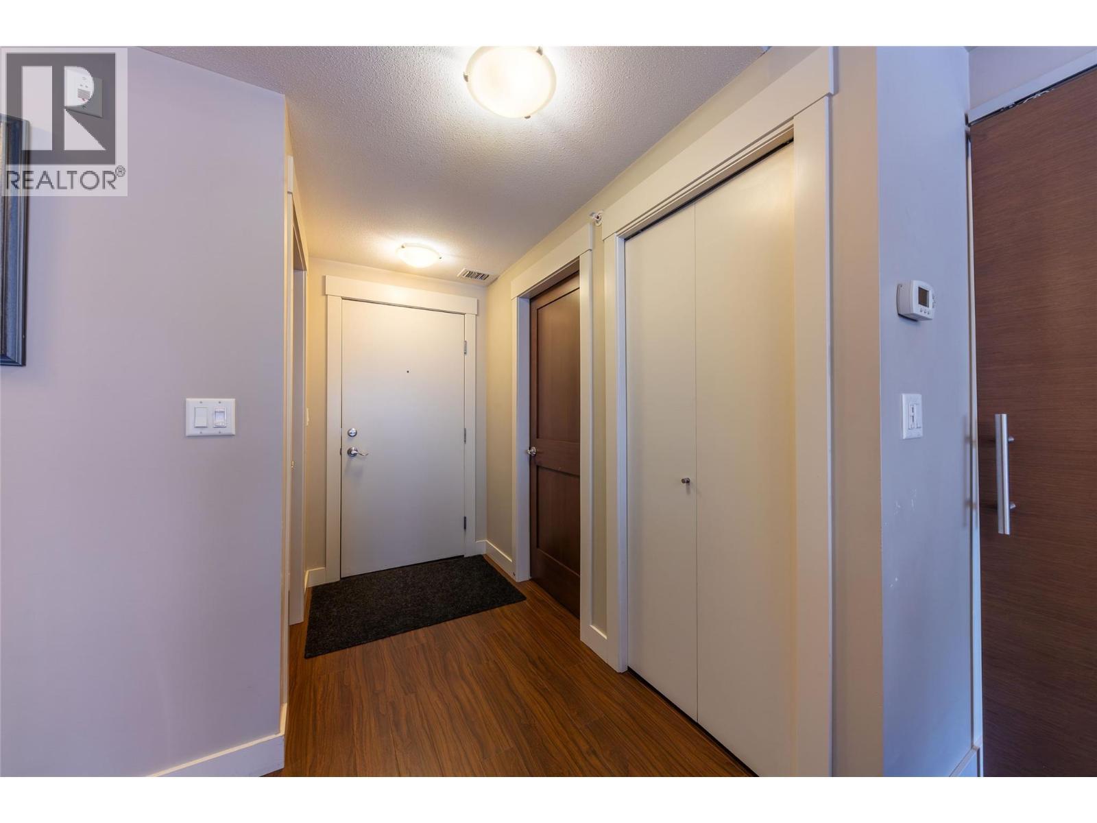 1030 Talasa Way Unit# 2410, Kamloops, BC - Indoor Photo Showing Other Room