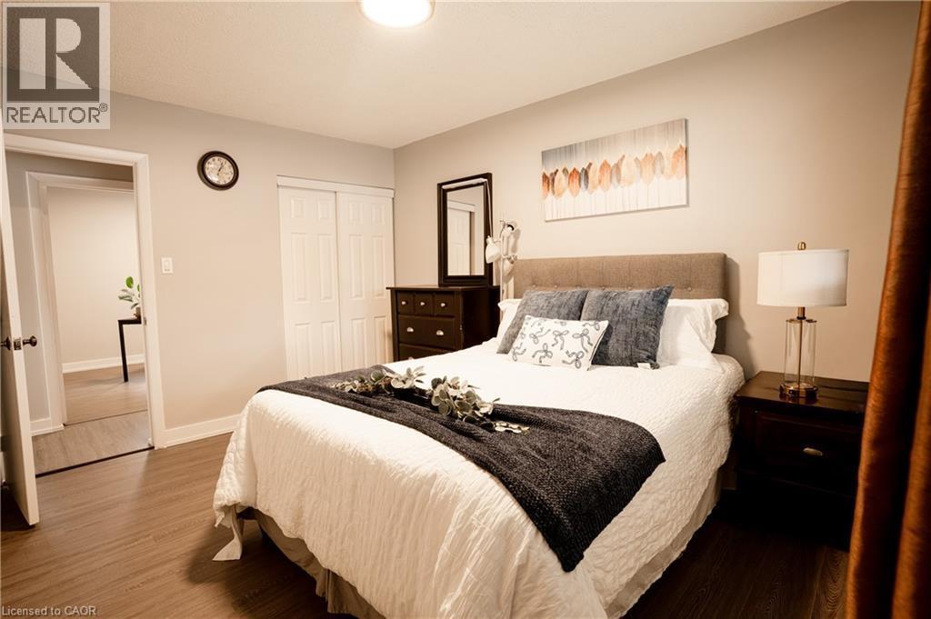 280 Wilson Avenue, Kitchener, ON - Indoor Photo Showing Bedroom
