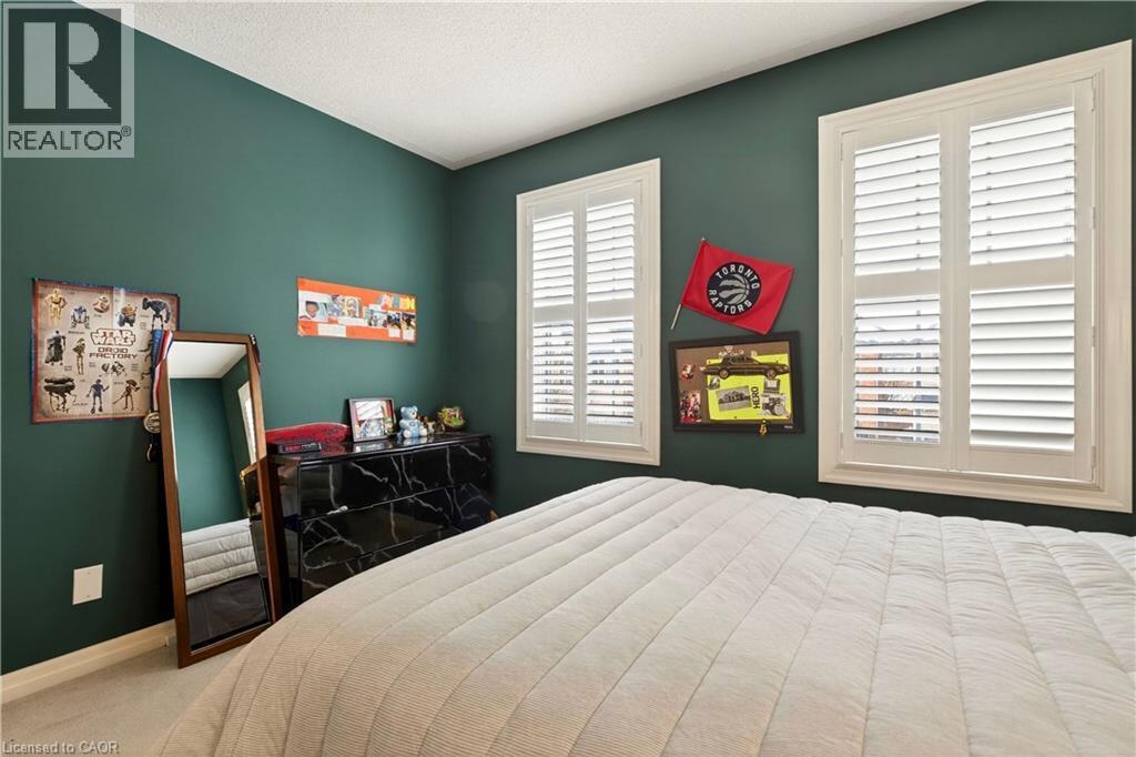 1326 Pepperbush Place, Oakville, ON - Indoor Photo Showing Bedroom