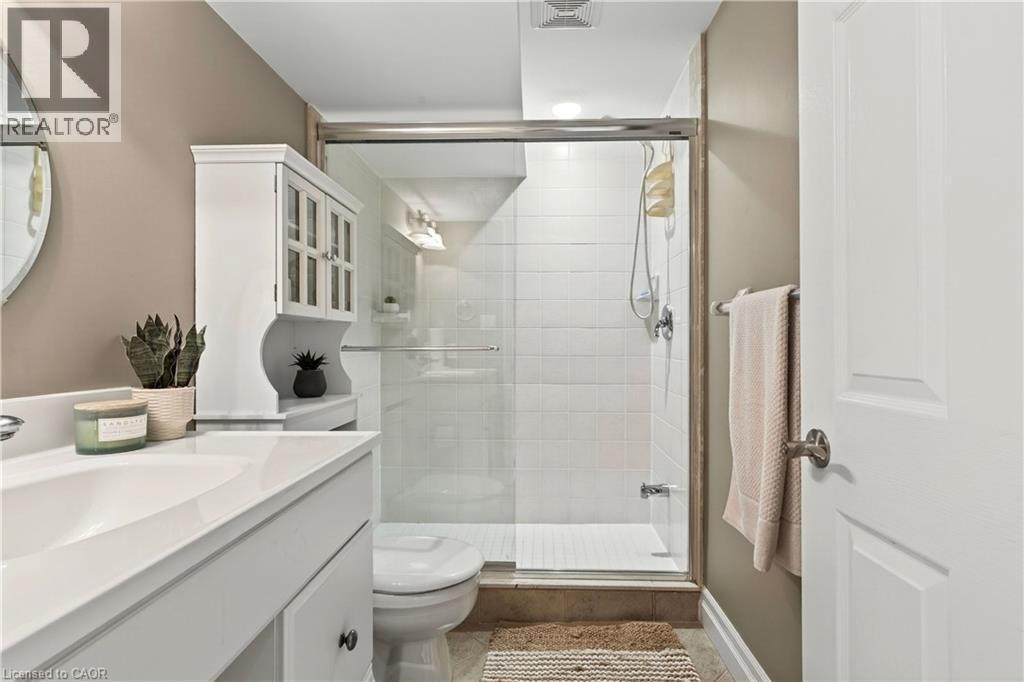 1326 Pepperbush Place, Oakville, ON - Indoor Photo Showing Bathroom