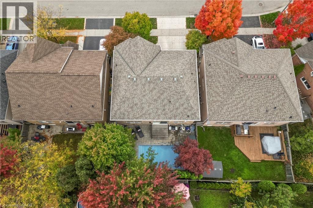 1326 Pepperbush Place, Oakville, ON - Outdoor