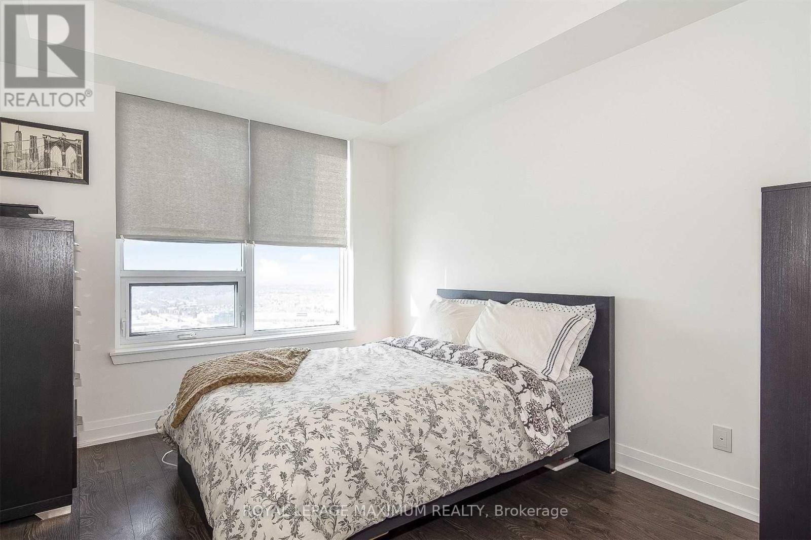 2007 - 3700 Highway 7 Road, Vaughan, ON - Indoor Photo Showing Bedroom