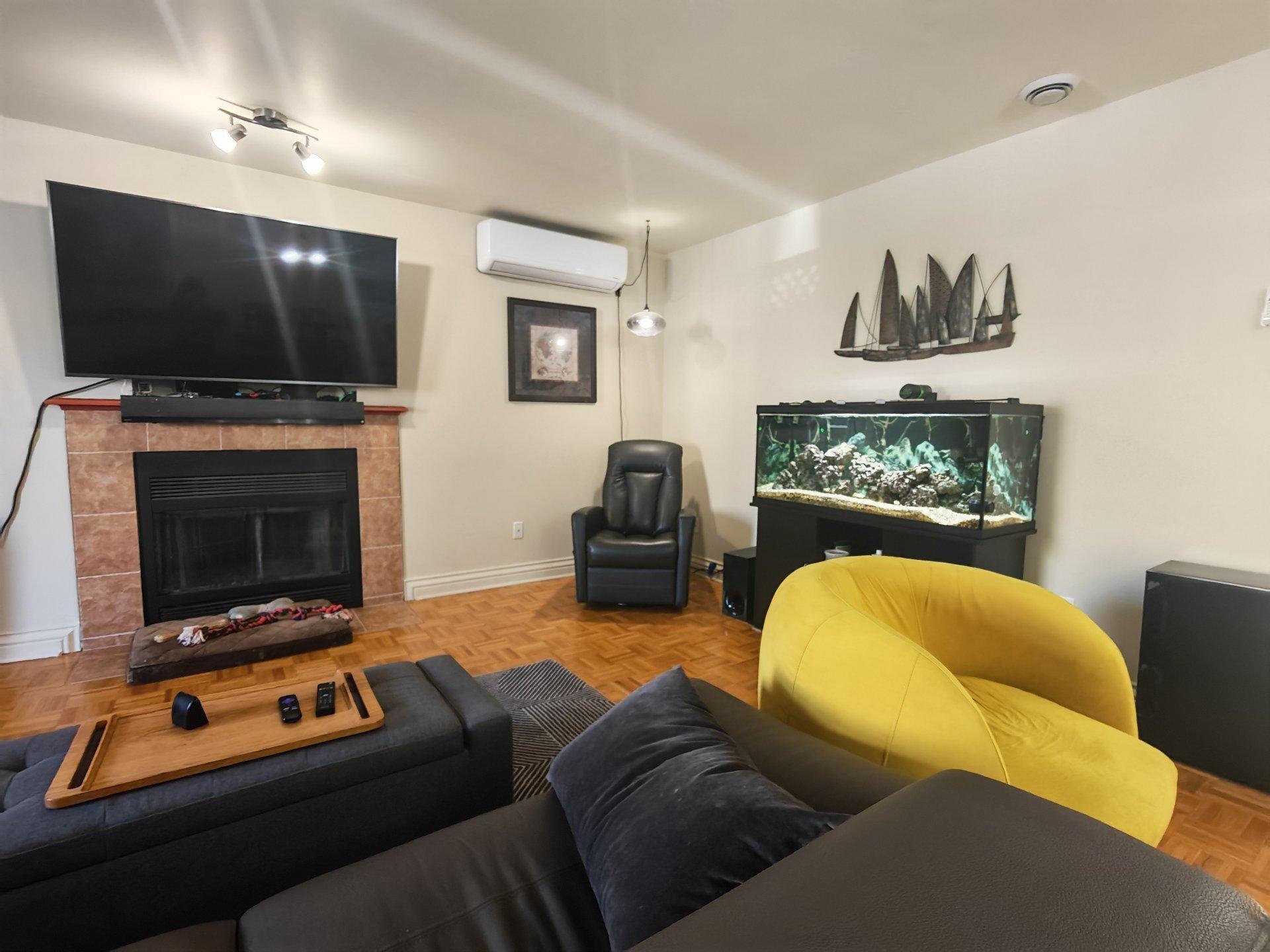 Cuisine - 6924 Rue Marie-Guyart, Montréal (Lasalle), QC - Indoor Photo Showing Kitchen With Double Sink