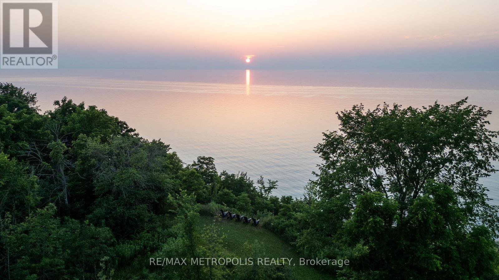 7027 Blue Coast Heights, Plympton-Wyoming, ON