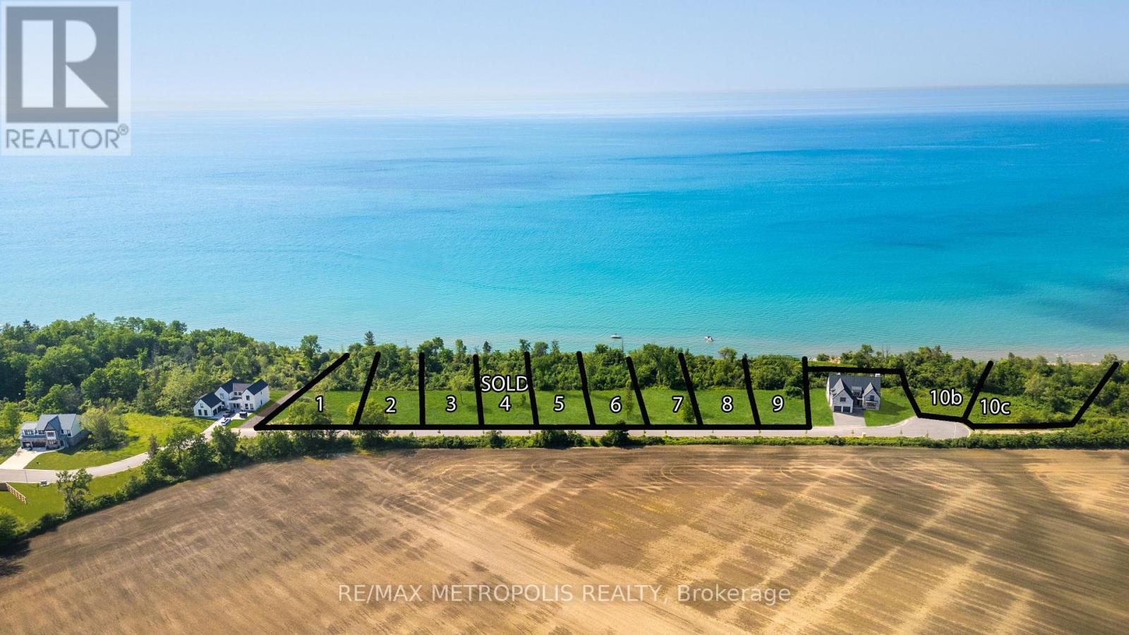 7027 Blue Coast Heights, Plympton-Wyoming, ON