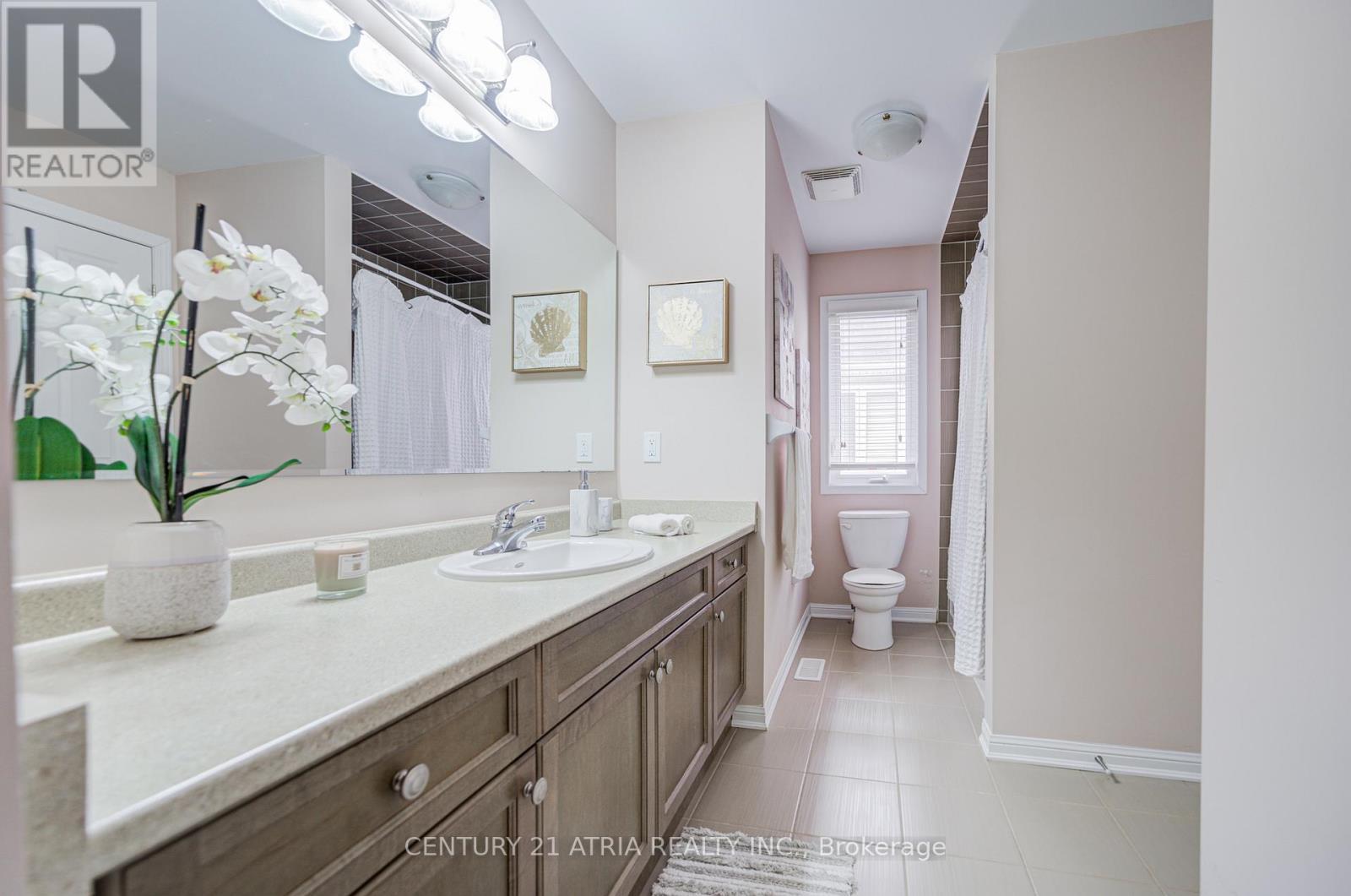 56 Kelly Crescent, Markham, ON - Indoor Photo Showing Bathroom