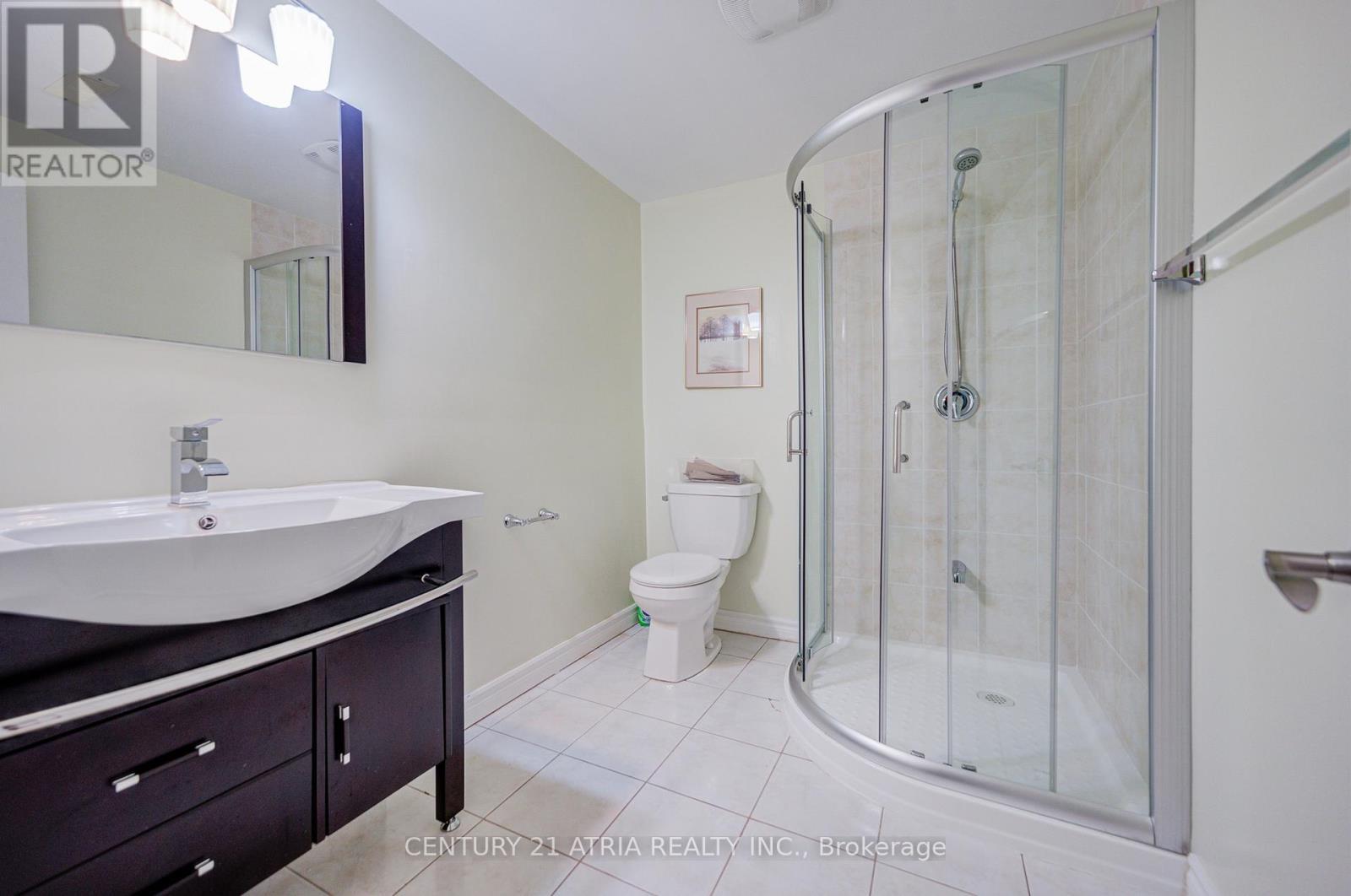 56 Kelly Crescent, Markham, ON - Indoor Photo Showing Bathroom