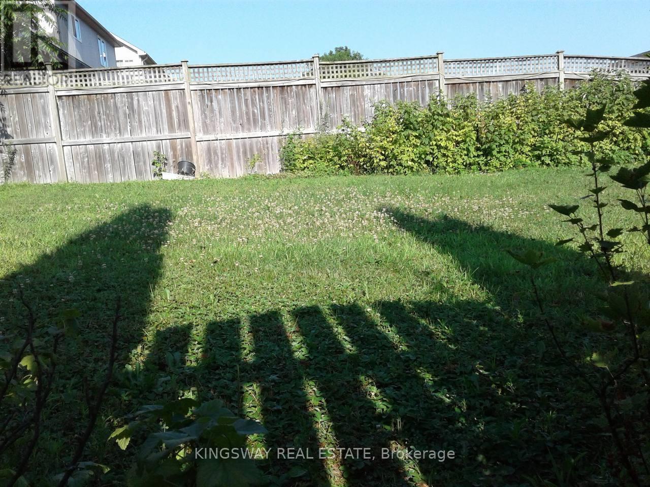 242 Doon Mills Drive, Kitchener, ON - Outdoor